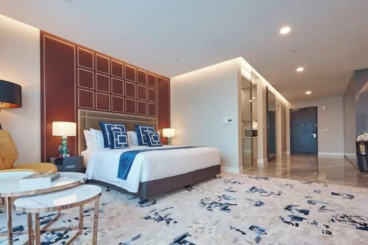 1 chambre, literie de qualité supérieure, couette en duvet d'oie