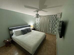 4 bedrooms, iron/ironing board, travel cot, free WiFi