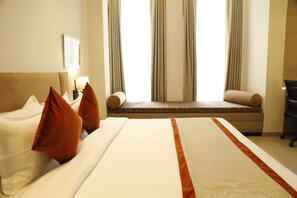 Premium Room | Desk, soundproofing, iron/ironing board, free WiFi - HOTEL THE ROYAL VISTA (Varanasi)