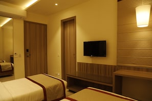 Deluxe-Zimmer | 1 Schlafzimmer, Schreibtisch, schallisolierte Zimmer