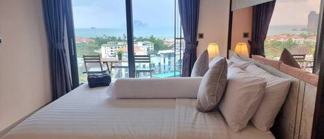 2 bedrooms, iron/ironing board, WiFi, wheelchair access