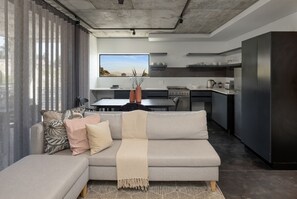 Living area - FortyOnL 612 (Cape Town)