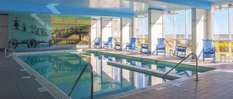 Una piscina techada, una piscina climatizada