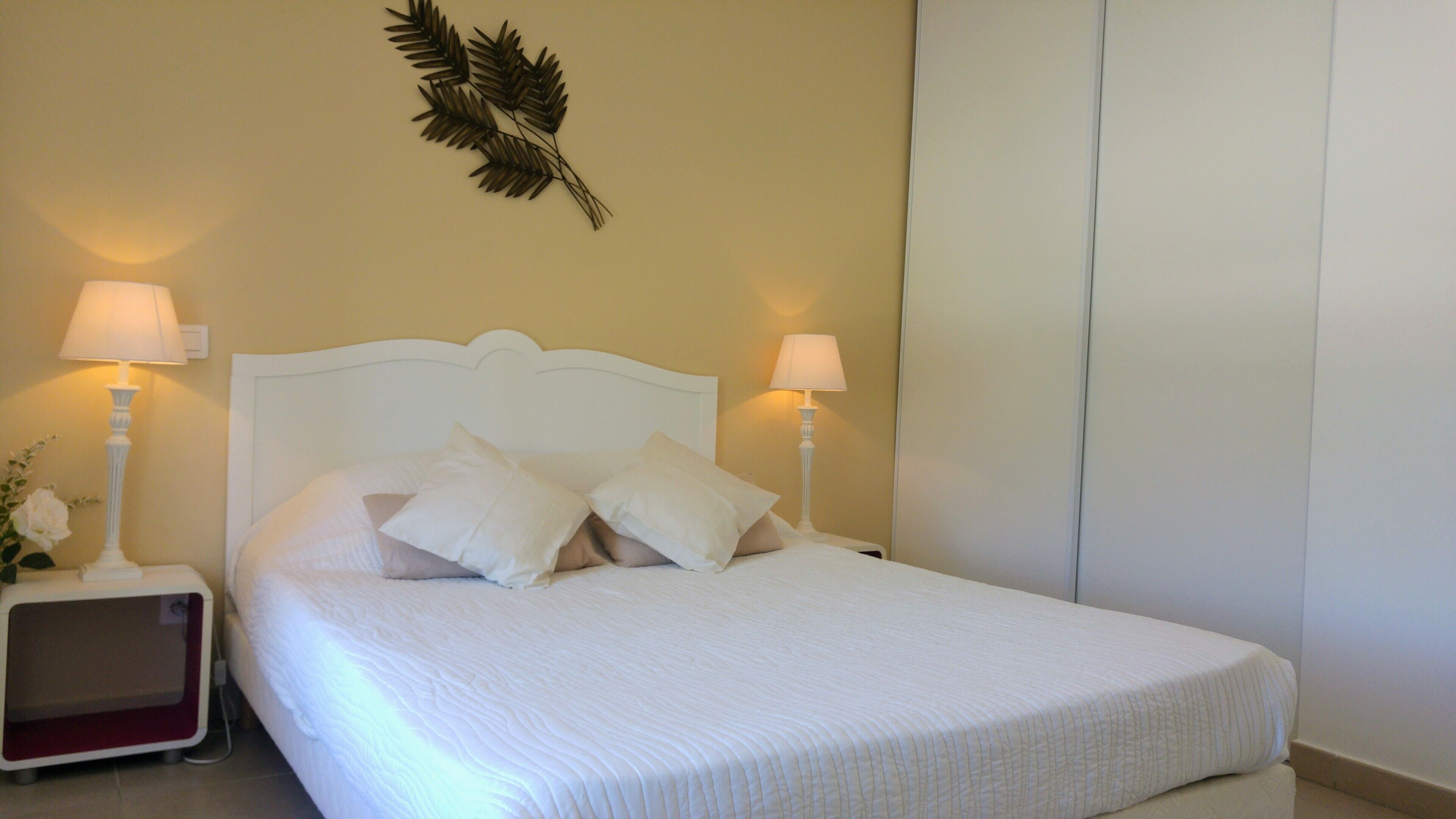 2 chambres, fer et planche à repasser, lit parapluie, Wi-Fi gratuit