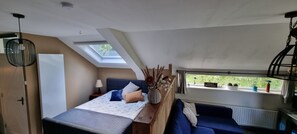 1 chambre, fer et planche Ă repasser, Wi-Fi gratuit, draps fournis