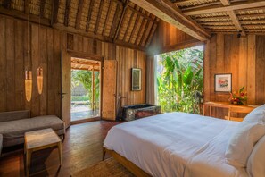 Zimmer | Kostenlose Minibar, Zimmersafe, individuell dekoriert