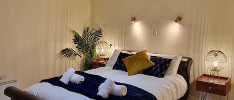 Cottage | 1 kamar tidur, meja kerja, ruang kerja ramah laptop, dan seprai linen