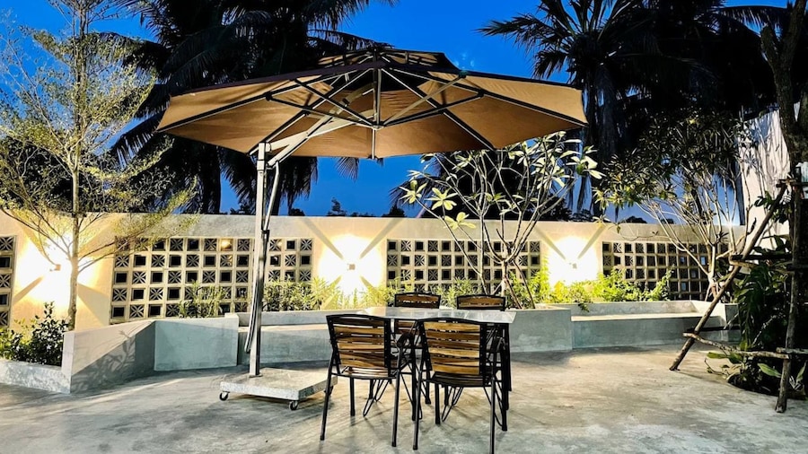 SS Hotel & Residence