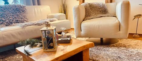 تلفزيون، كُتُب، ستيريو