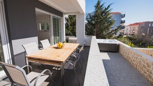 Leilighet – deluxe | Terrasse/patio
