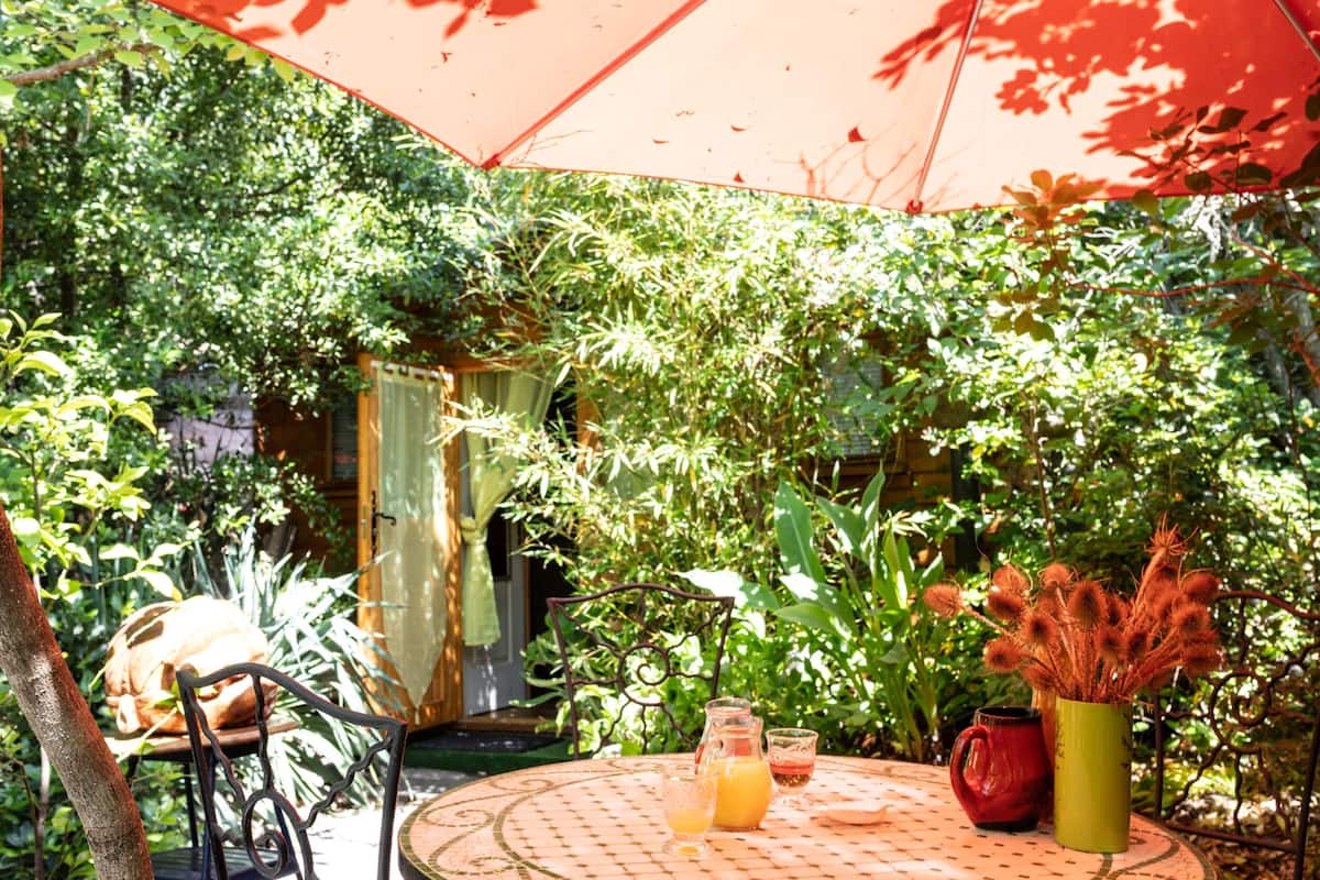 Habitación básica doble | Terraza o patio