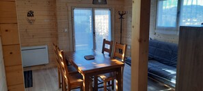 Dining - Chalet GRIZZLY at the foot of Ballon d'Alsace pets welcome (Saint-Maurice-sur-Moselle)