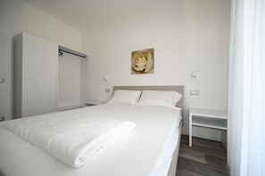 2 室のベッドルーム、WiFi、ベッドシーツ