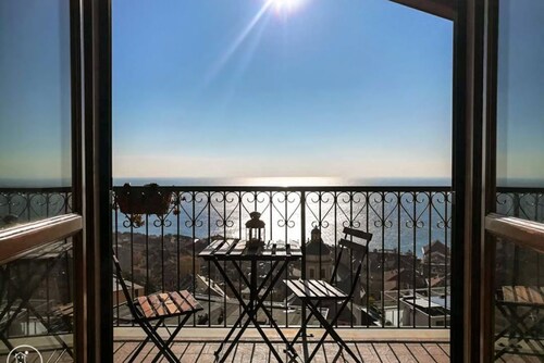 Penthouse with Sea View Balcony