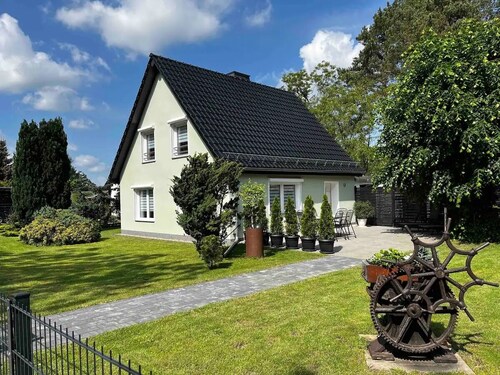 Tolles Einfamilienhaus in ruhiger grüner Lage (am Wäldchen)