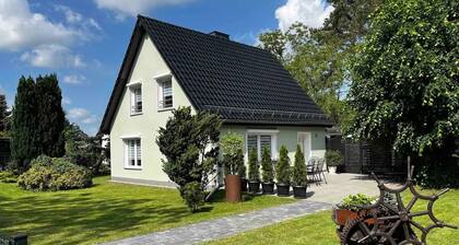 Tolles Einfamilienhaus in ruhiger grüner Lage (am Wäldchen)