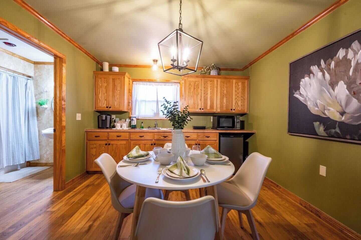 Fridge, microwave, coffee/tea maker, toaster