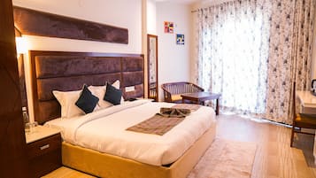Deluxe Room | 1 bedroom, free WiFi