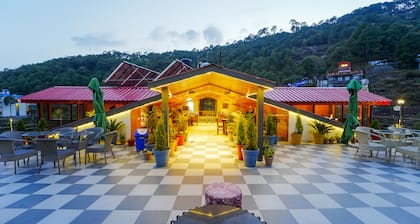 Montrose 11 Boutique