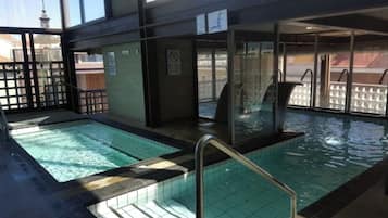 室内游泳池,恒温泳池