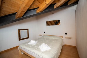 ベーシック アパートメント | 2 室のベッドルーム、WiFi (無料)