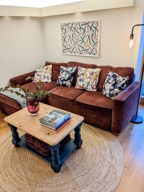 Smart TV, video-game console, Netflix, streaming services - Kent Pool Cottage (Canterbury)