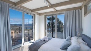 3 bedrooms, free WiFi, bed sheets - Jindy Haus - 76 Kunama Drive (East Jindabyne)