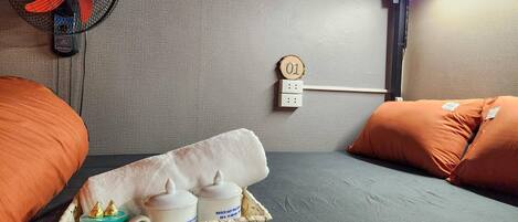 2 bedrooms, WiFi, bed sheets