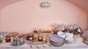 Desayuno continental incluido todos los días