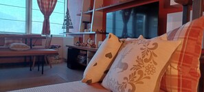 2 habitaciones, tabla de planchar con plancha y wifi gratis 