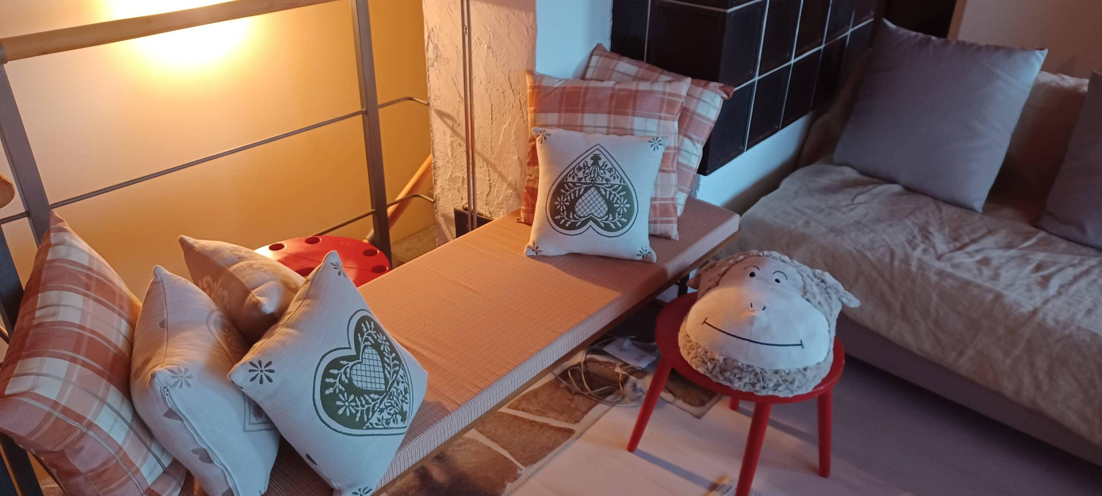 2 camere, ferro/asse da stiro, Wi-Fi gratuito, lenzuola