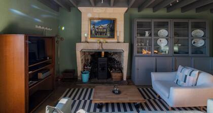 Iryna's Cottage - Peaceful Vineyard Retreat