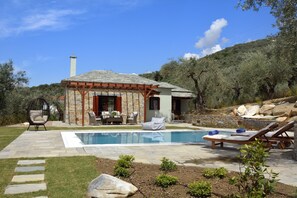 Front of property - Vila Elea (South Pelion)