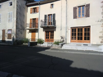 HOUSE IN A SMALL CHARMING VILLAGE: GOOD PRICE-QUALITY RATIO