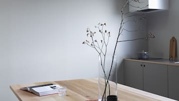 Noki | 客室ごとに異なる装飾、客室ごとに異なるインテリア、ベッドシーツ