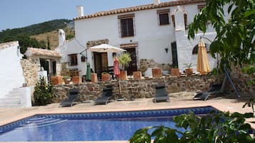 Alberca al aire libre