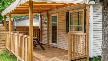 Romantic Mobile Home | Terrace/patio