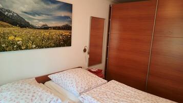 1 Schlafzimmer, Zimmersafe, BĂŒgeleisen/BĂŒgelbrett, kostenloses WLAN