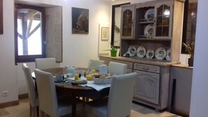 Dining - Poolside B&B in a renovated farmhouse in the heart of the Gers countryside (CEZAN)