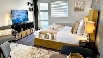 1 habitación, tabla de planchar con plancha, wifi gratis y ropa de cama
