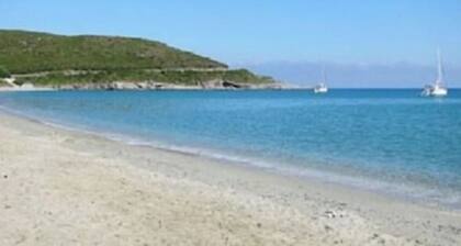 1st floor Villa El bimbo 50 metres from the sandy beach