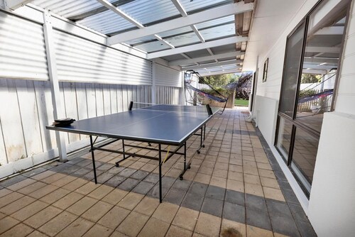 Sunny Cove - Equipped with everything you need to relax and enjoy the Lakes