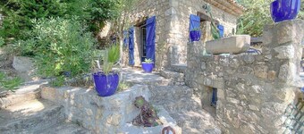 Moulin de caractère avec piscine