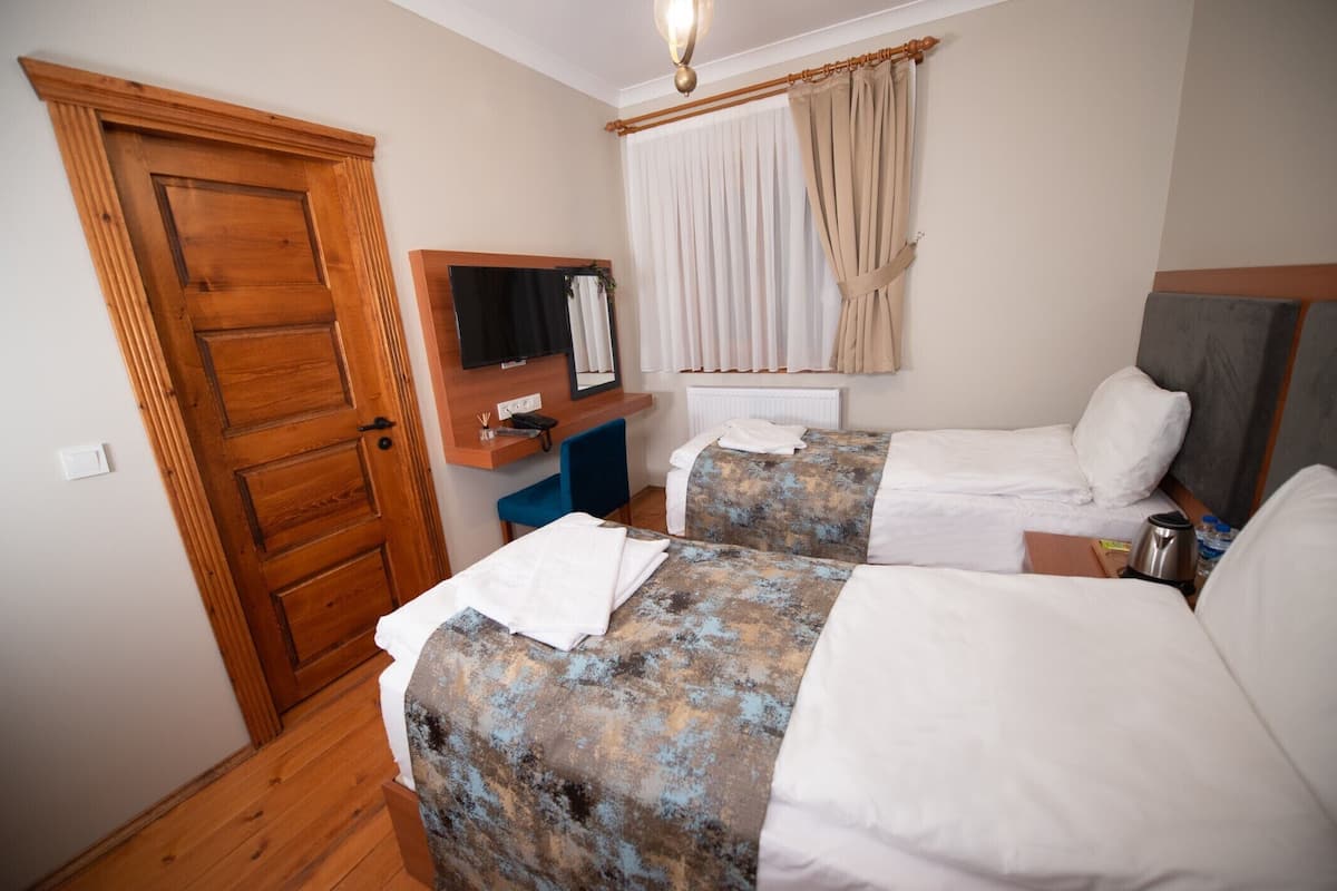 Standard Twin Room, 2 Single Beds | Bathroom
