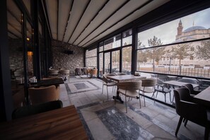 Free daily cooked-to-order breakfast - Ahıska Palas (Kars)