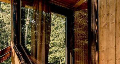 Birtok Houses-tiny home for 2 by the creek