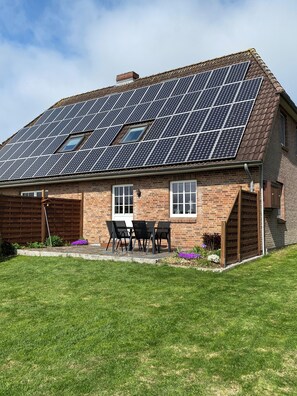 Exterior - Beautiful house on the North Sea (Neukirchen)