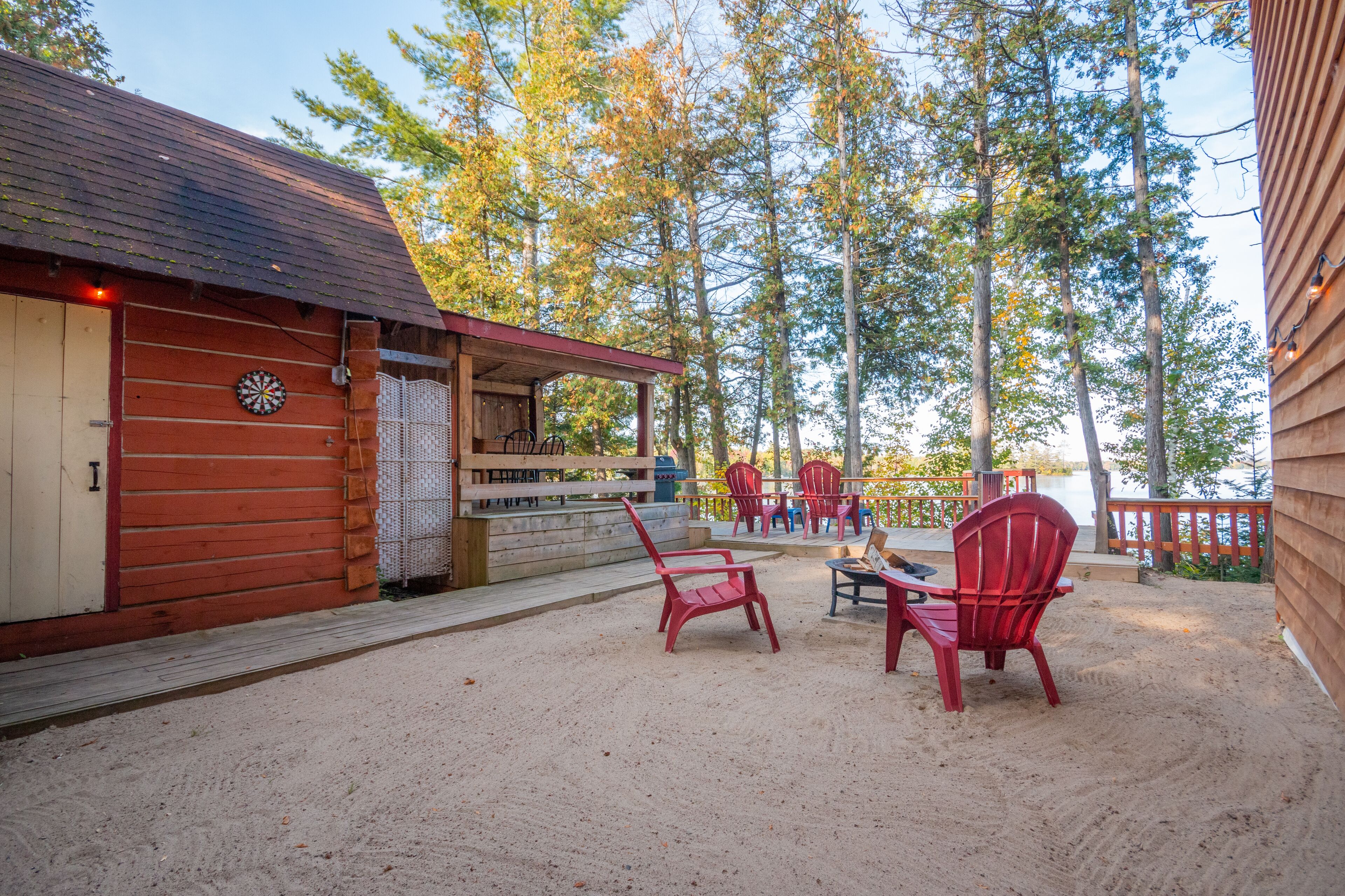 Deluxe Cottage, Sauna, Lake View | Teres/patio