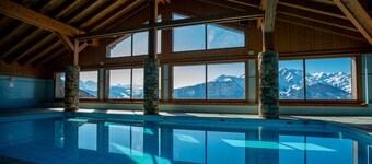 In a luxury MGM chalet with heated pool close to the gondola and slopes