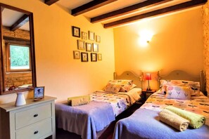 2 soverom, strykejern/-brett, wi-fi og sengetøy